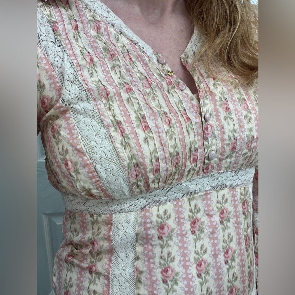 Love Shack Fancy Pirelle dress in frosted petal pink. Size 8. - Picture 6 of 11
